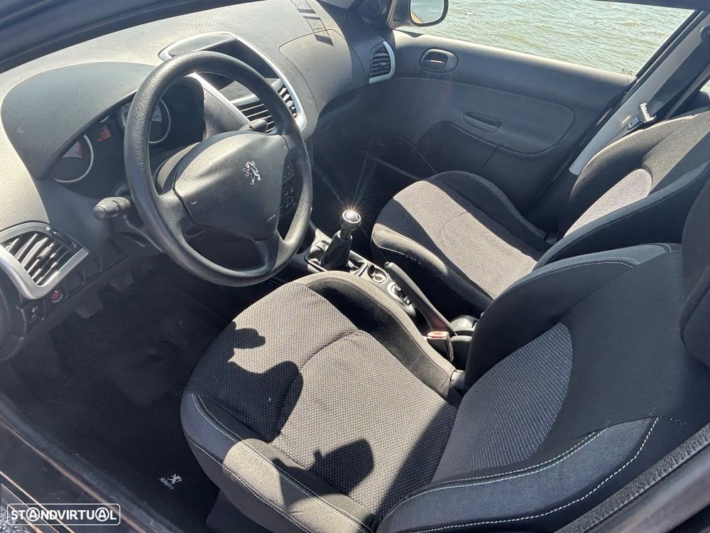 Peugeot 206+ 1.1 Urban - 4