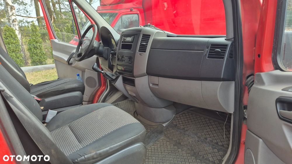 Mercedes-Benz SPRINTER - 6