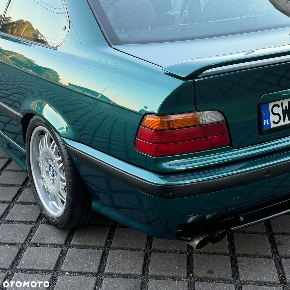 BMW Seria 3 320i - 16