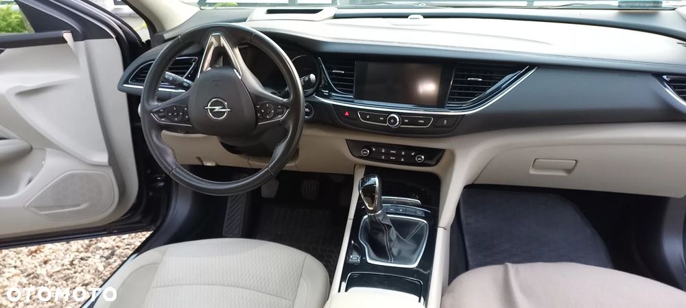 Opel Insignia 1.5 T Elite S&S Eco - 10