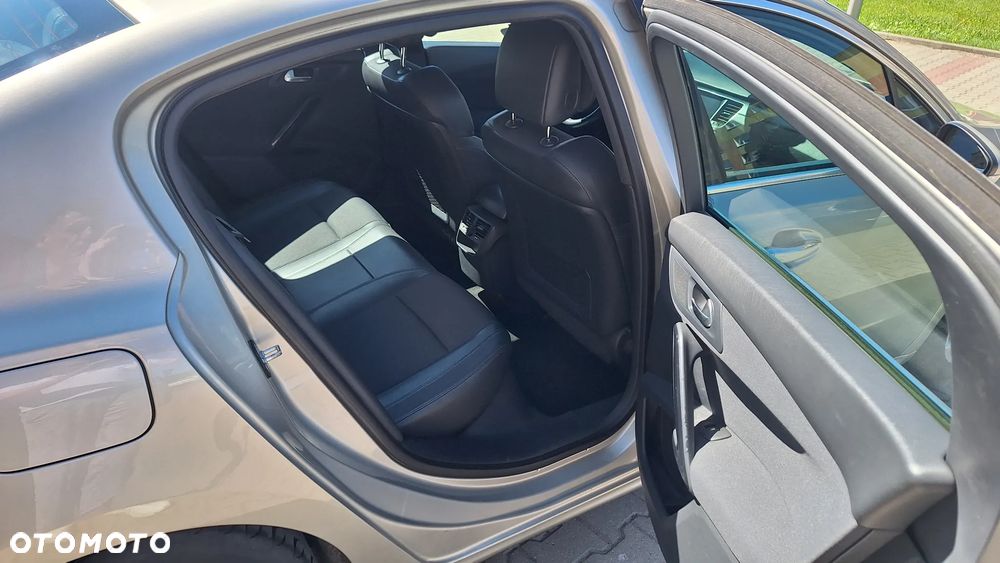 Peugeot 508 HDi FAP 140 Allure - 21