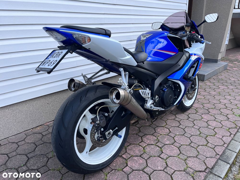 Suzuki GSX-R - 3