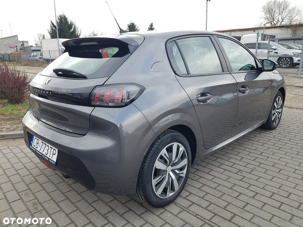 Peugeot 208 - 5