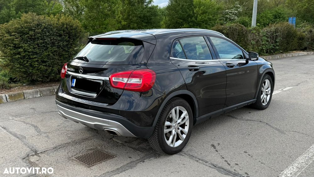 Mercedes-Benz GLA 220 d 7G-DCT Urban - 3