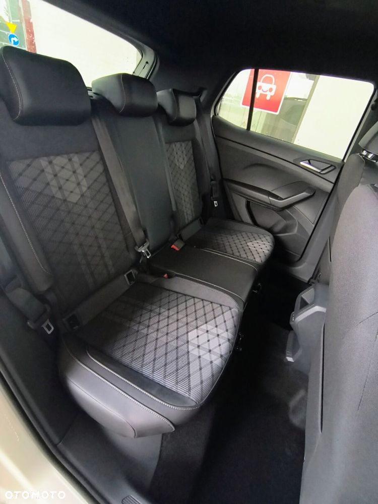 Volkswagen T-Cross 1.0 TSI R-Line Plus DSG - 26