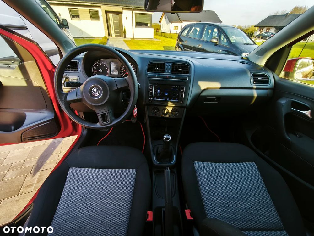 Volkswagen Polo - 17