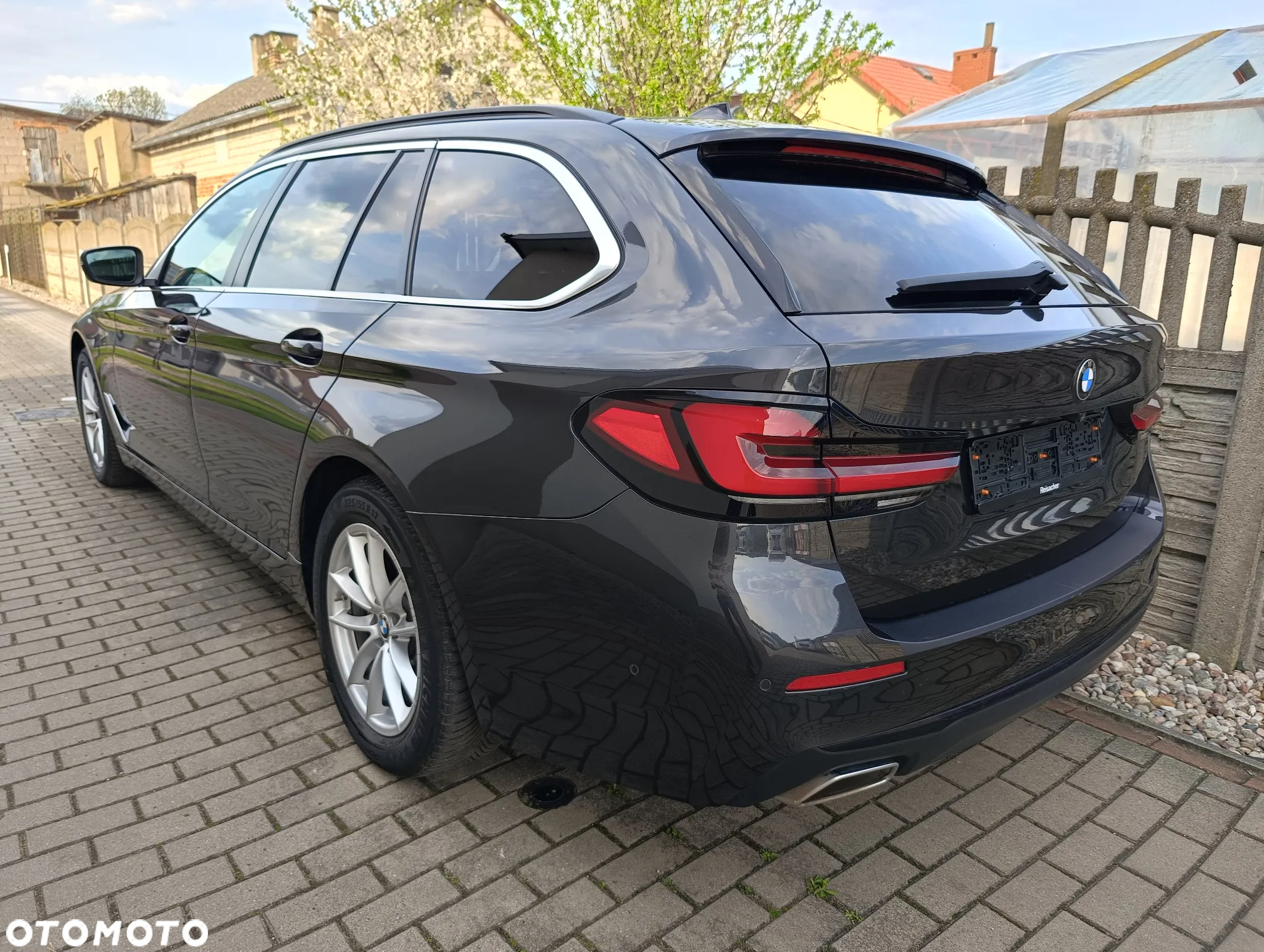BMW Seria 5 520d Touring Sport Line - 21