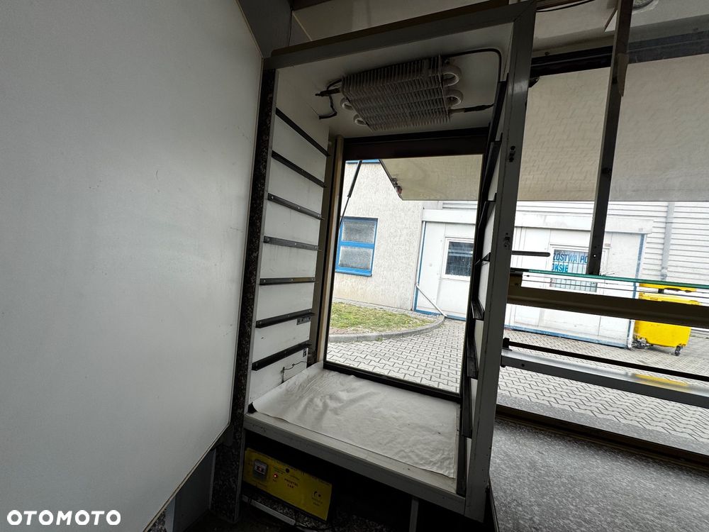 Volkswagen Transporter - 22