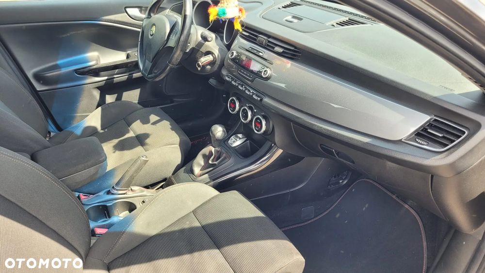 Alfa Romeo Giulietta 1.4 TB MultiAir Distinctive TCT - 12
