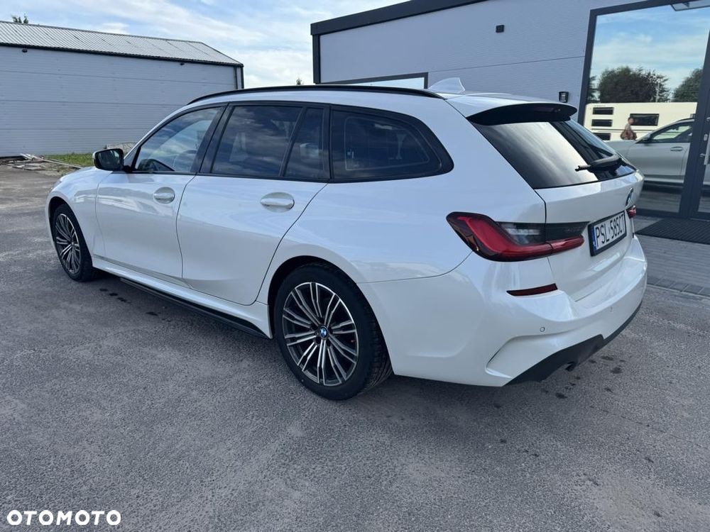 BMW Seria 3 320d xDrive M Sport Shadow - 4