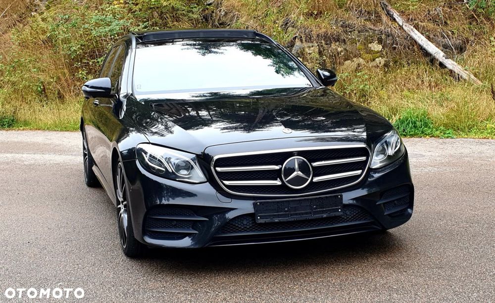 Mercedes-Benz Klasa E 200 9G-TRONIC AMG Line - 12