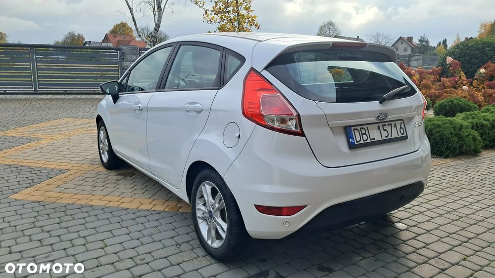 Ford Fiesta 2015 photo 3