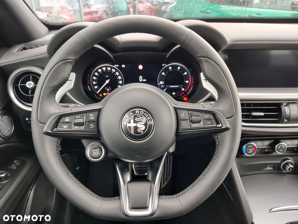 Alfa Romeo Stelvio 2.0 Turbo Veloce Q4 - 12