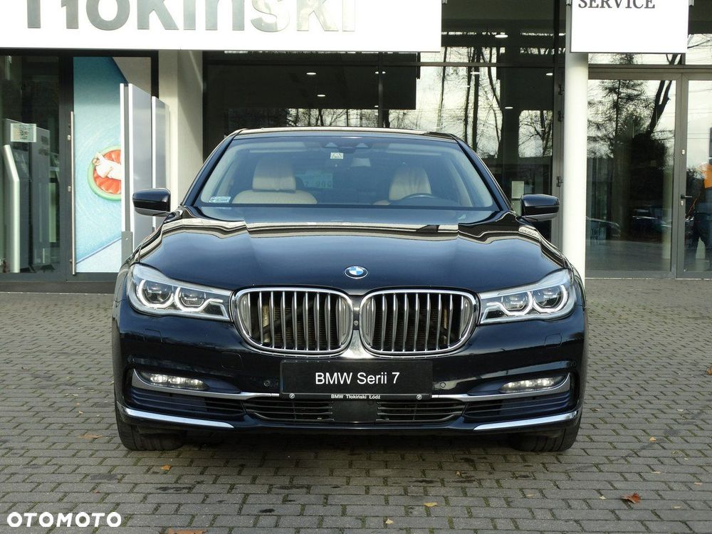 BMW Seria 7 740d xDrive - 9
