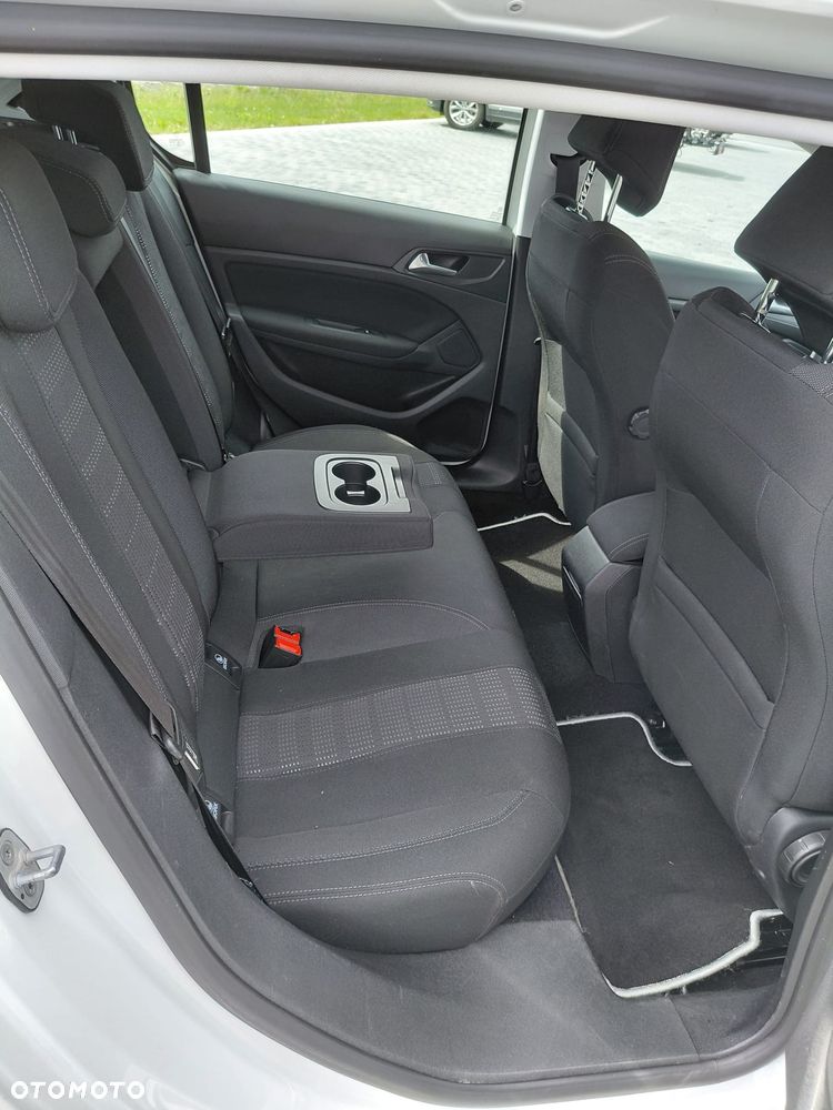 Peugeot 308 1.2 PureTech Allure S&S - 9