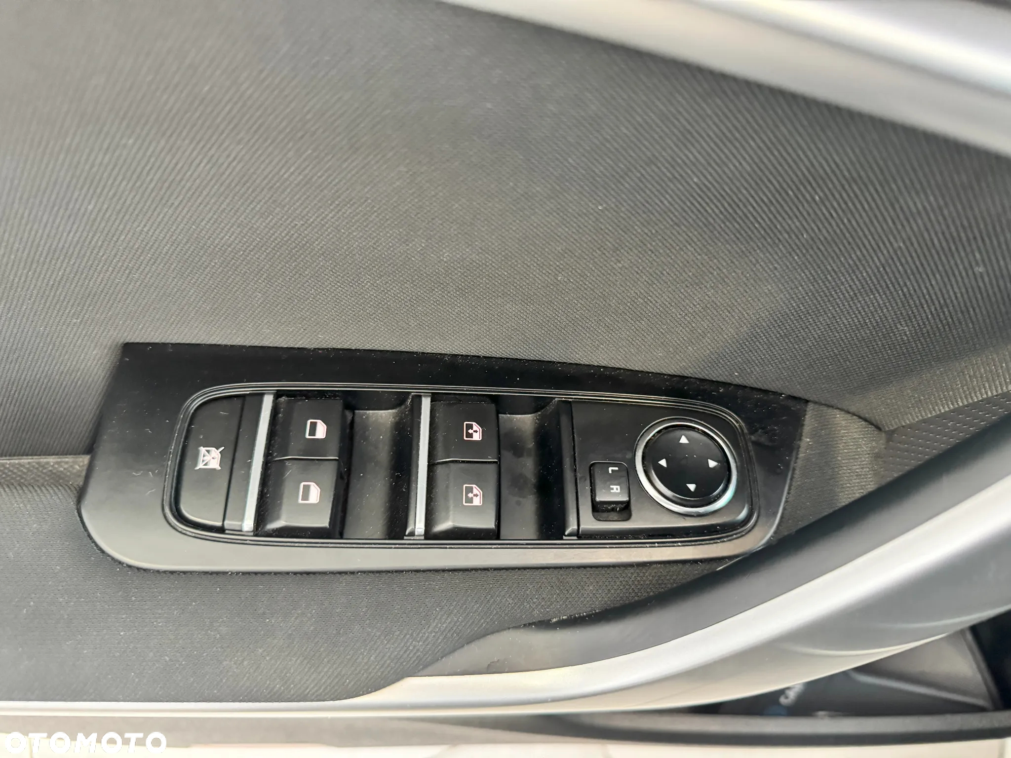 Kia XCeed 1.5 T-GDI M - 13
