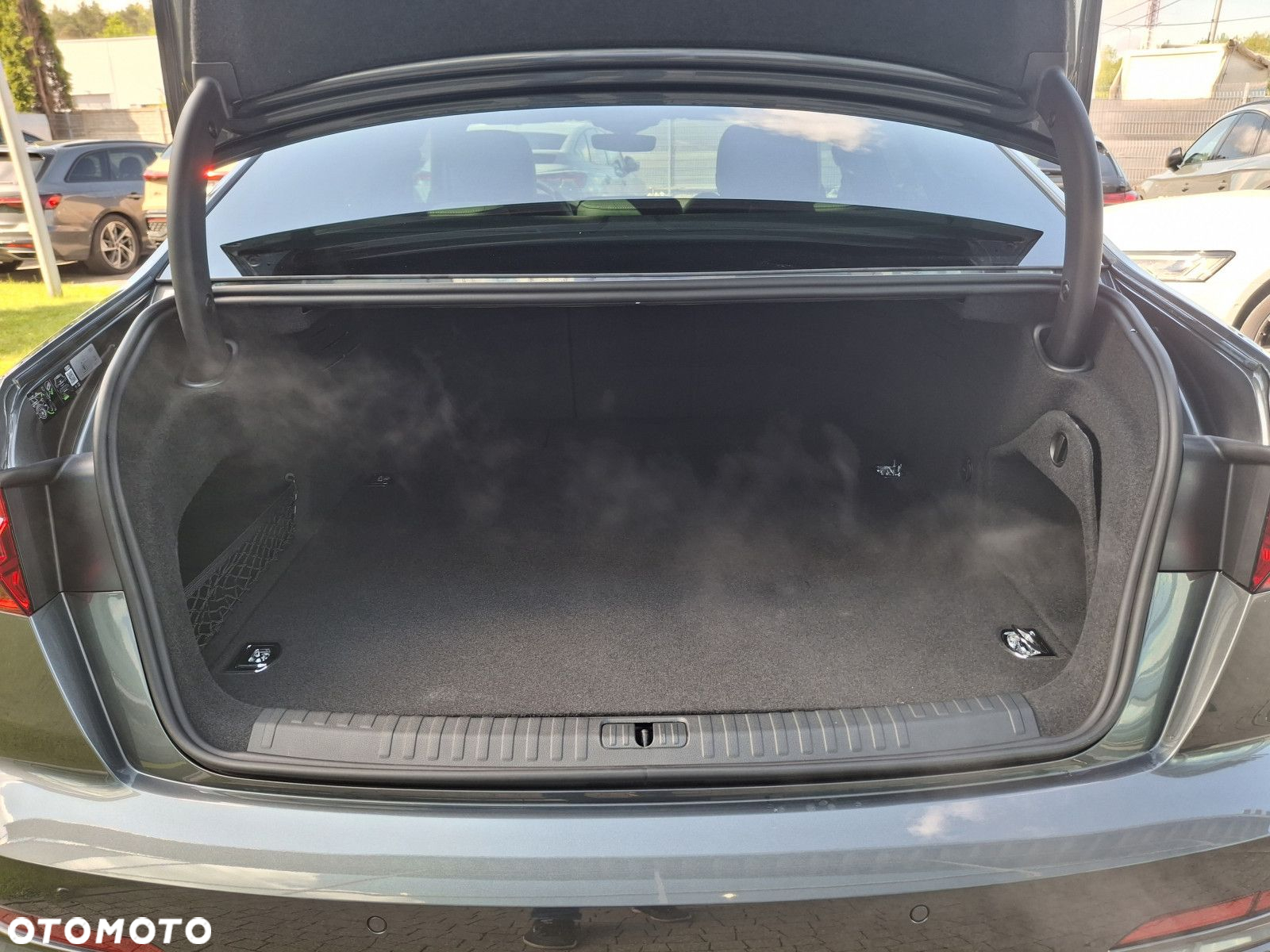 Audi A6 - 6