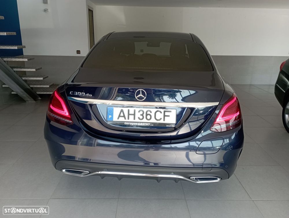 Mercedes-Benz C 300 de AMG Line - 28