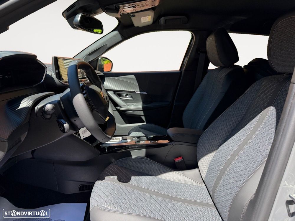Peugeot 2008 1.2 Hybrid Allure e-DCS6 - 8
