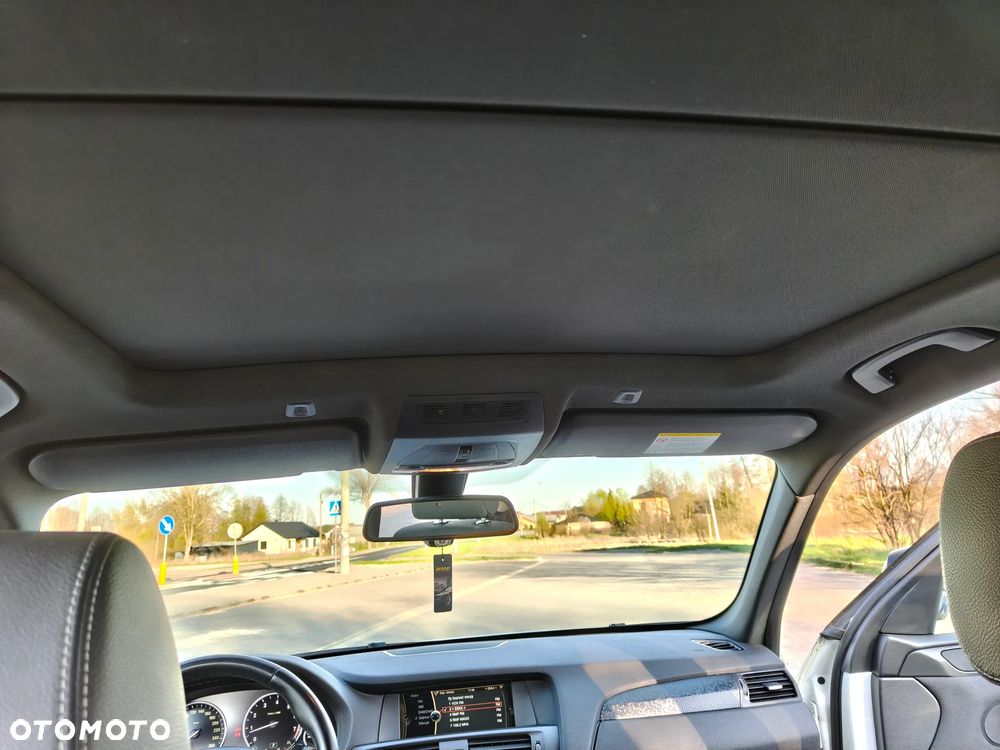 BMW X3 xDrive35i - 13