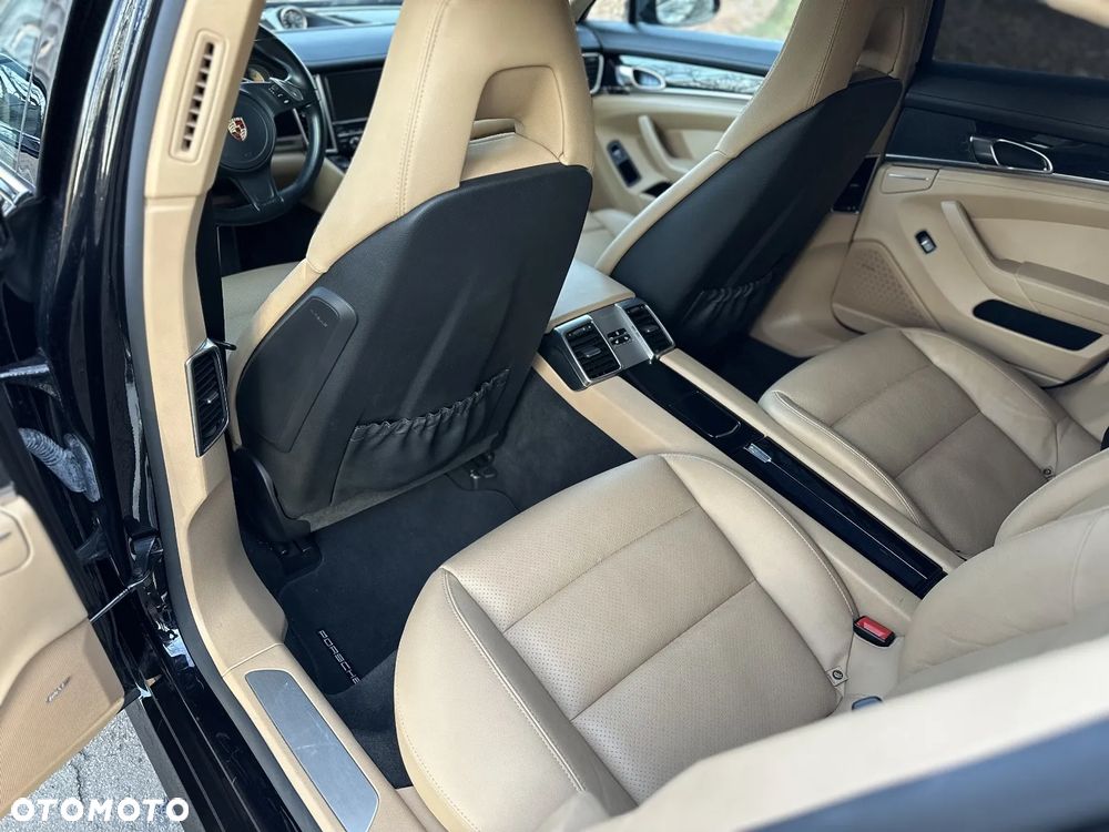 Porsche Panamera S PDK - 26
