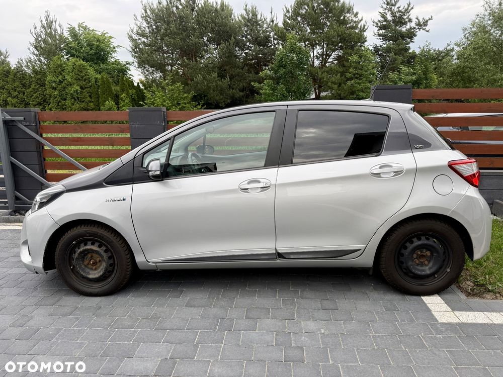 Toyota Yaris 1.5 VVT-i Y20 Club - 4