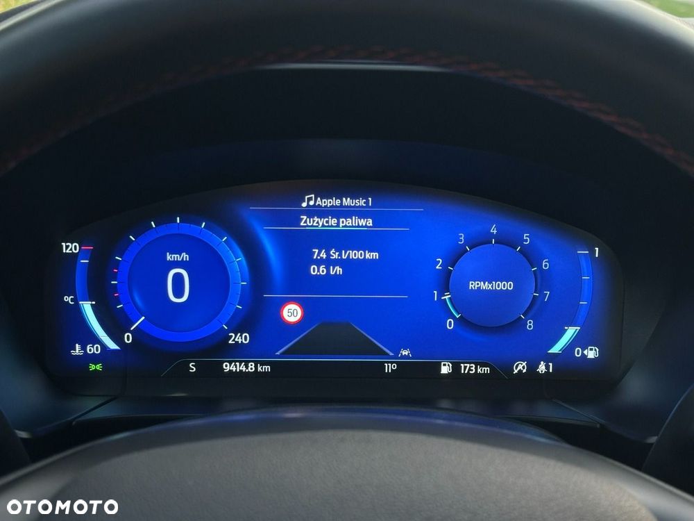 Ford Kuga - 17