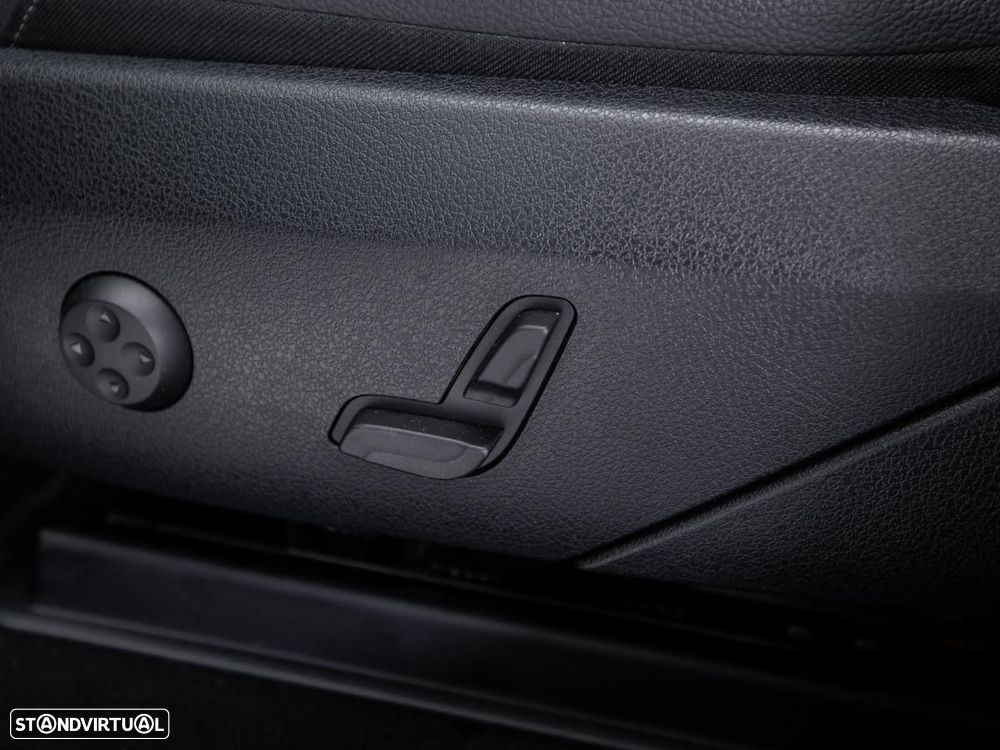 Mercedes-Benz GLC 300 e 4Matic - 20