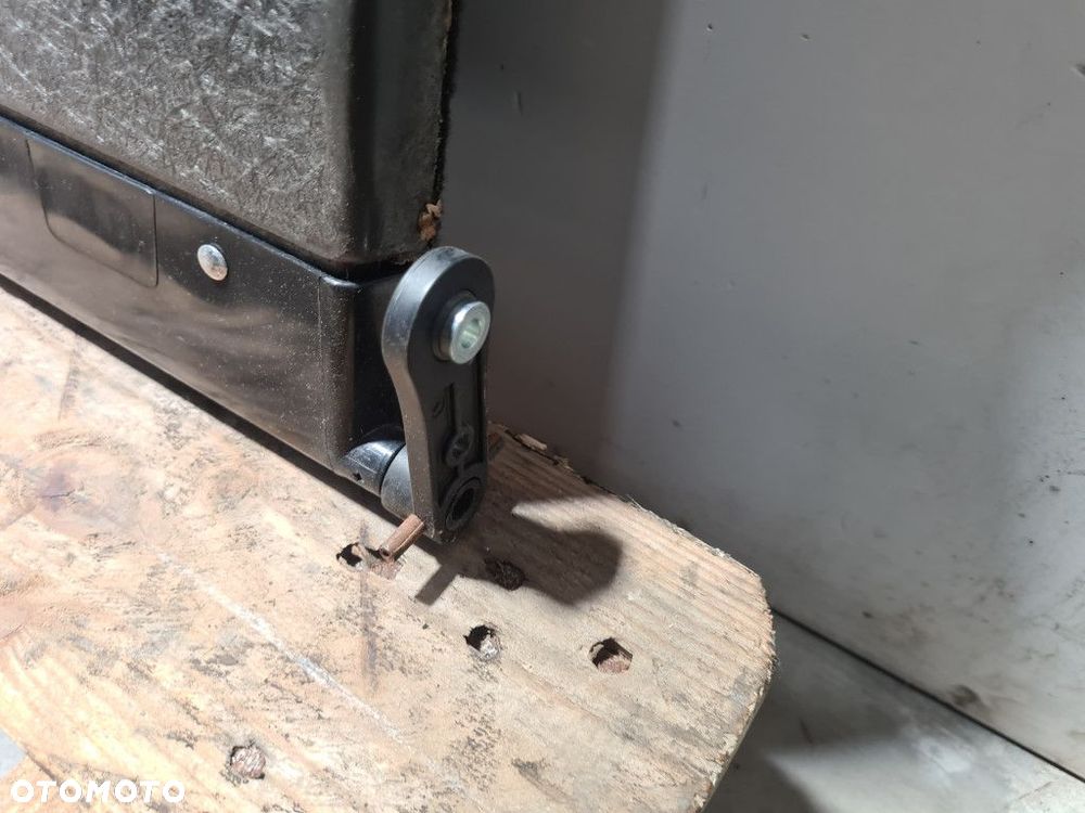 WYKŁADZINA BAGAŻNIKA MERCEDES-BENZ W169 - 5