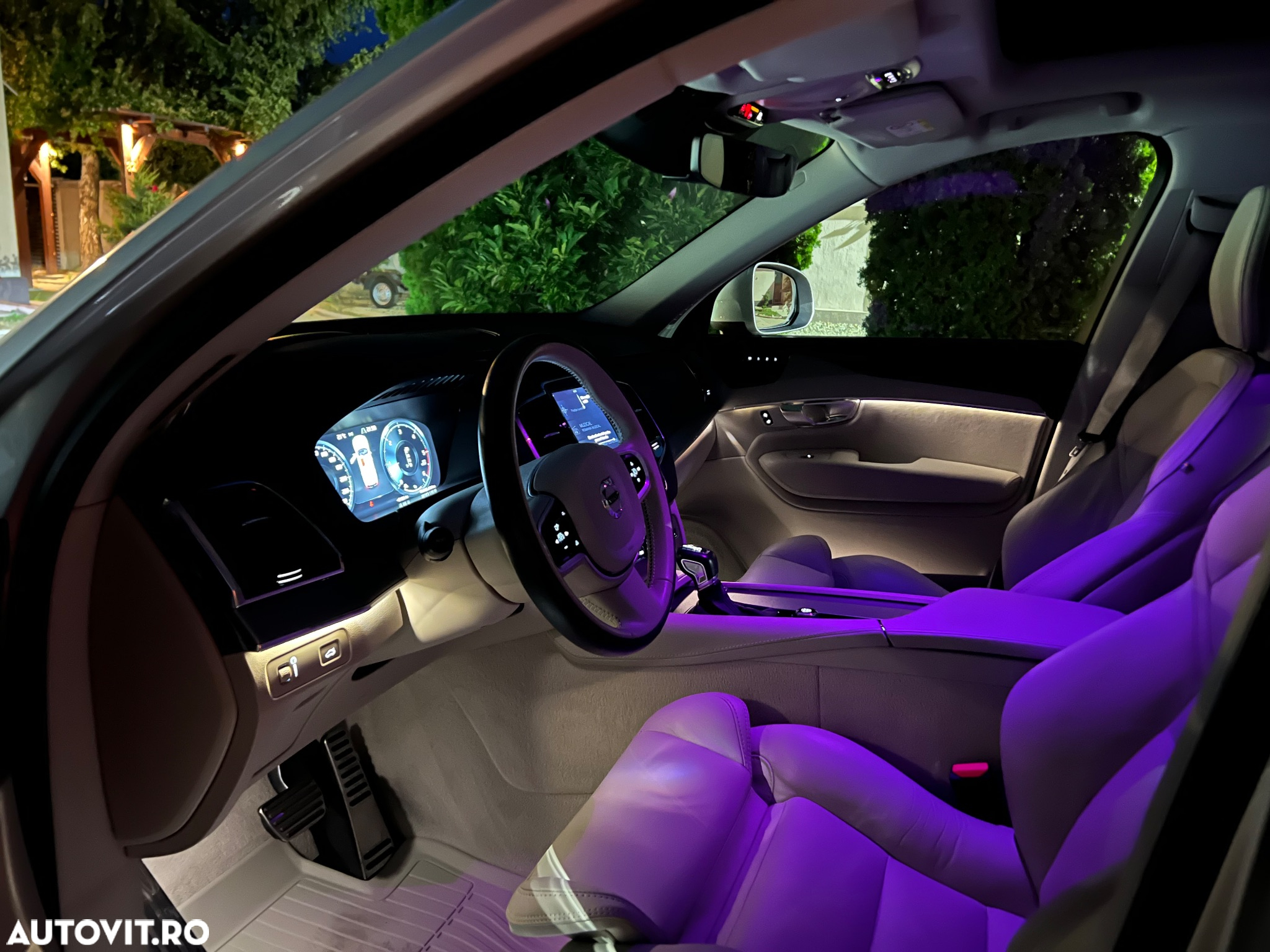 Volvo XC 90 D5 AWD R-Design - 6