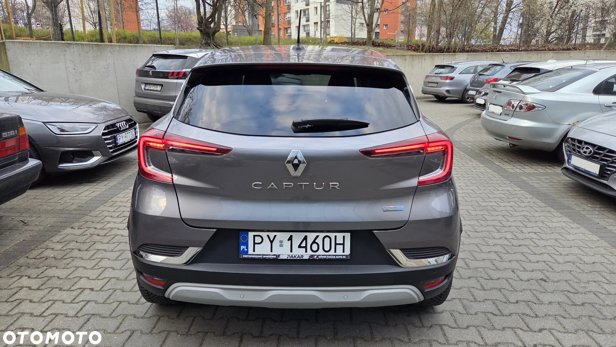 Renault Captur 1.6 E-TECH Plug-In Intens - 6