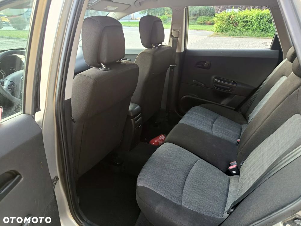 Kia Ceed 1.6 Crdi Comfort + - 2