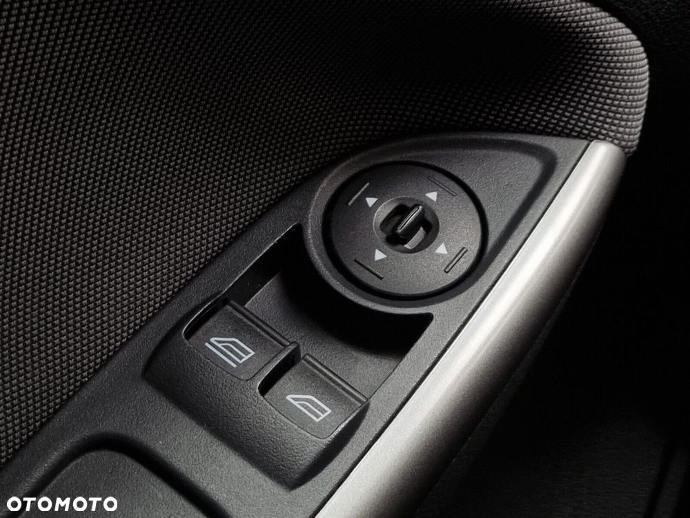 Ford Focus 1.0 EcoBoost Trend - 17