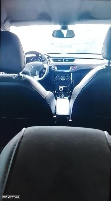 Citroën DS3 1.6 BlueHDi Sport Chic - 4
