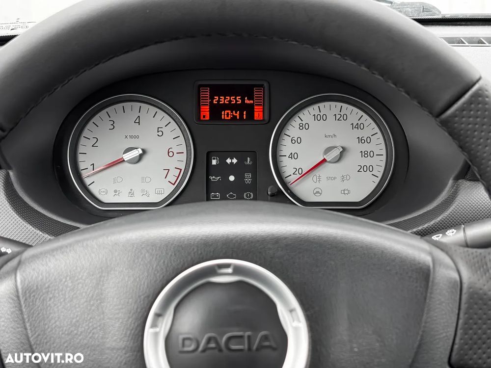 Dacia Sandero - 12