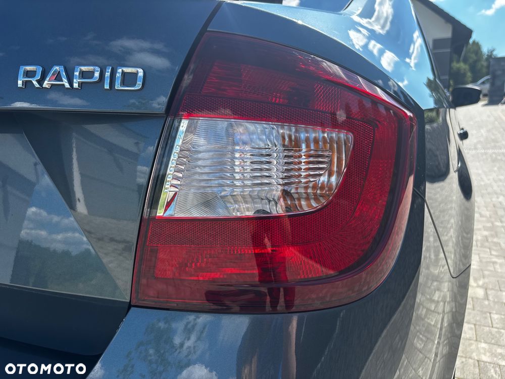 Skoda RAPID 1.4 TSI Ambition DSG - 5