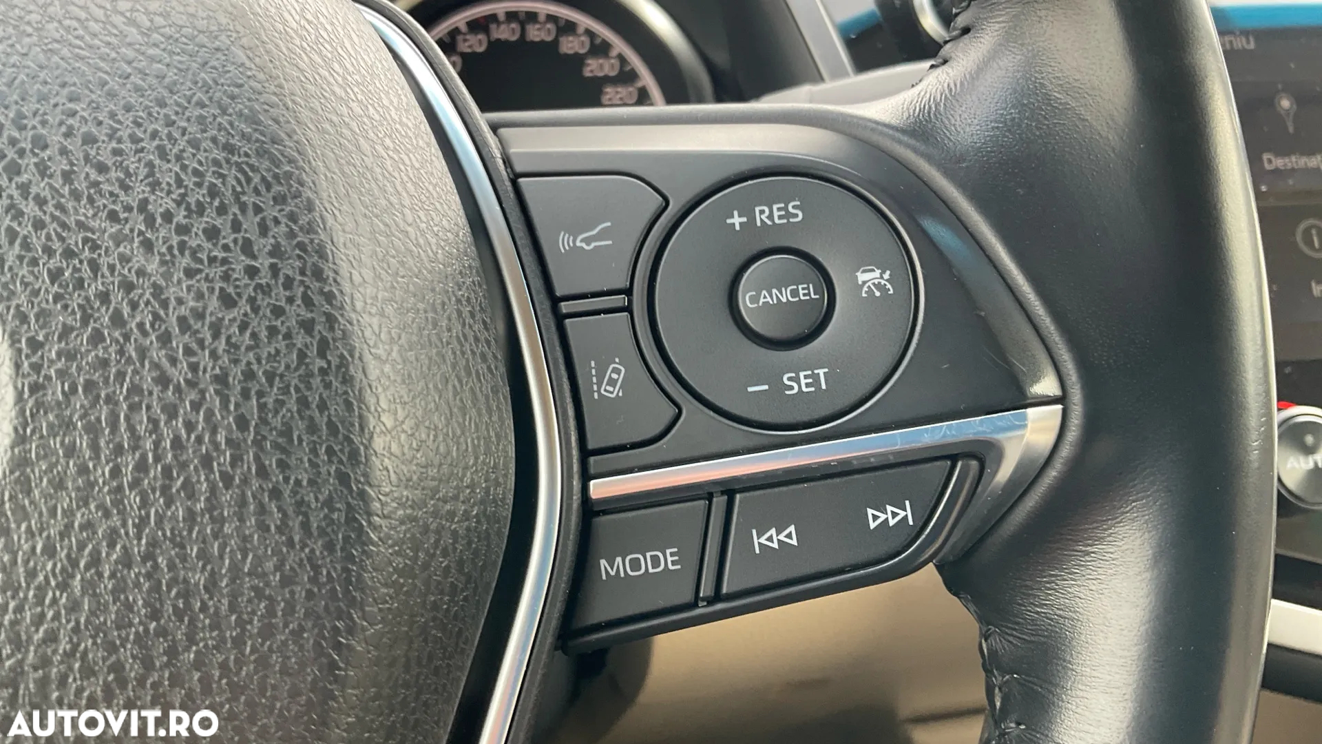 Toyota Camry 2.5 Hybrid Dynamic - 36