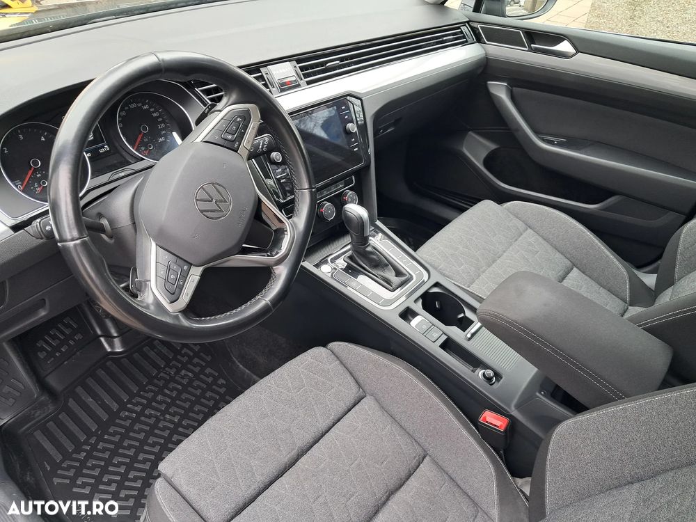 Volkswagen Passat 2.0 TDI DSG Comfortline - 10