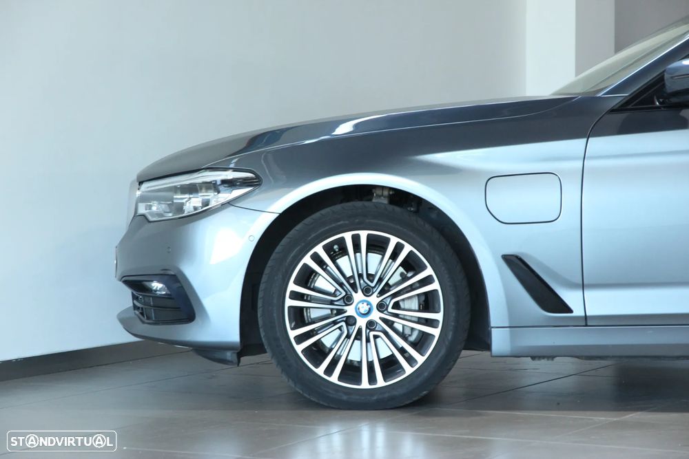 BMW 530 e iPerformance Line Luxury - 6