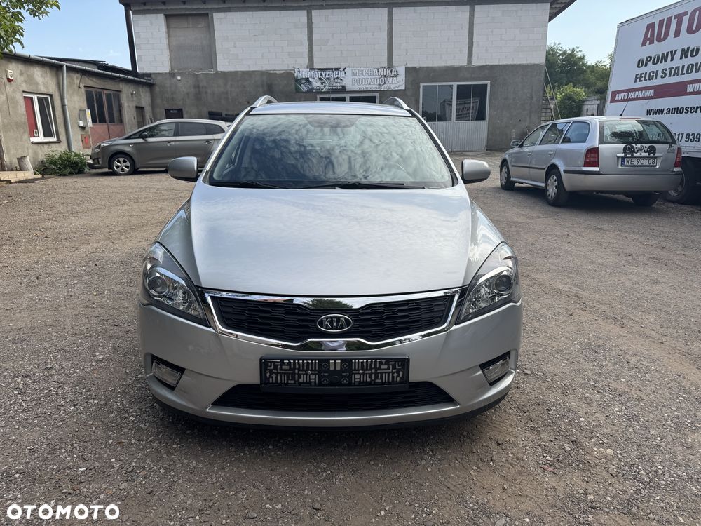 Kia Ceed 1.4 CVVT Attract - 2