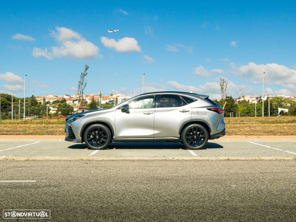 Lexus NX 450h+ F Sport - 4