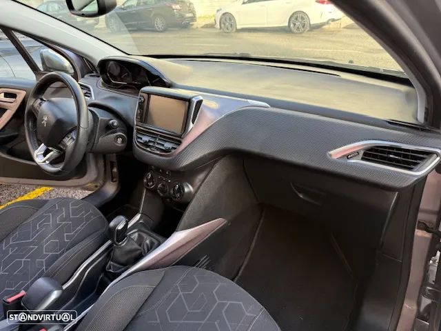 Peugeot 2008 1.4 HDi Access - 17