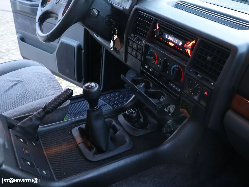 Land Rover Range Rover 2.5 TDi - 19