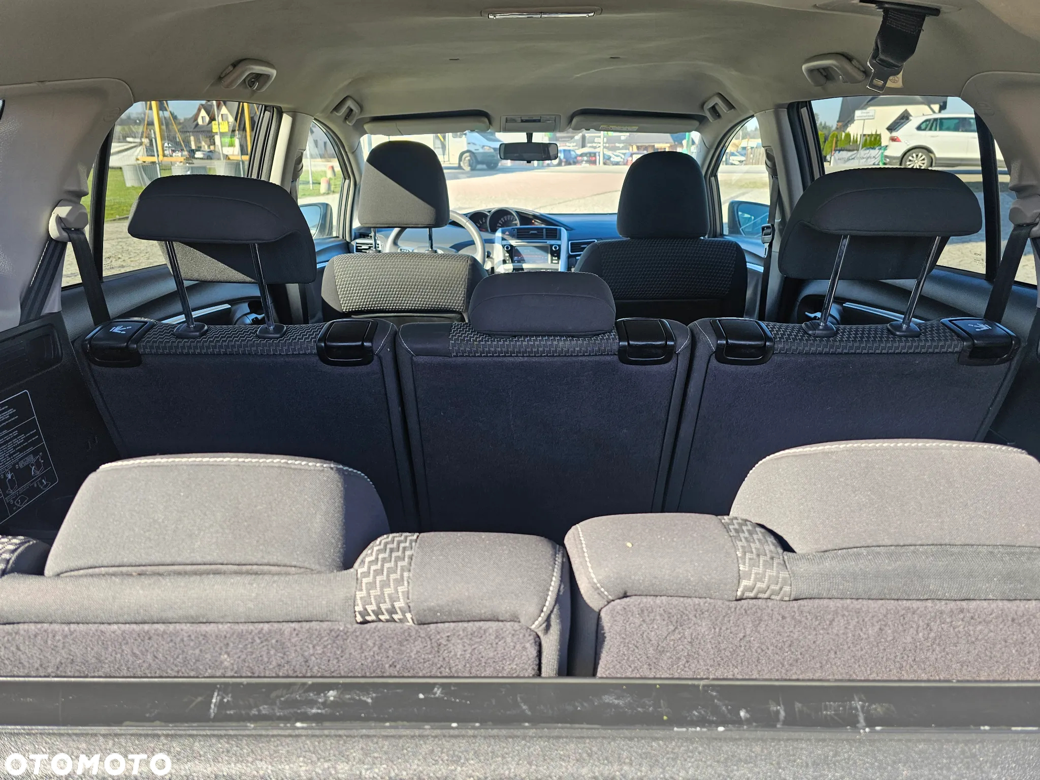 Toyota Verso 1.6 D-4D Premium 7os EU6 - 19