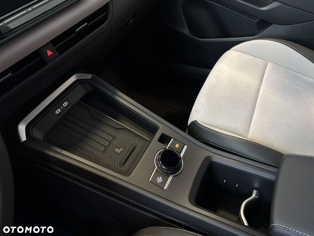 Volkswagen T-Roc 1.5 eTSI Style DSG - 13