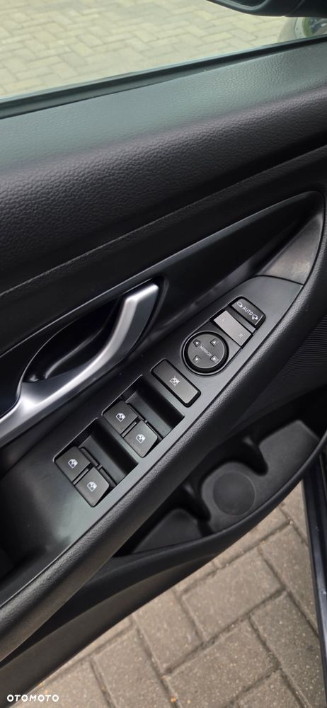 Hyundai i30 1.5 T-GDI 48V-Hybrid EDITION 30 - 24