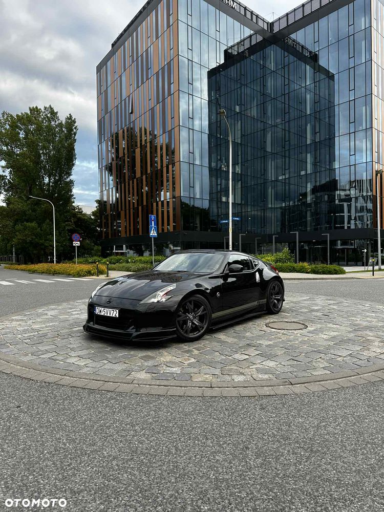 Nissan 370 Z 2012 photo 2