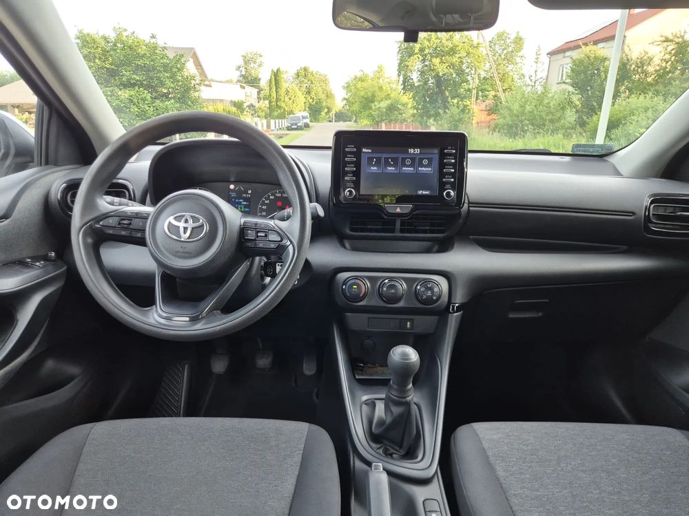 Toyota Yaris 1.0 Active - 11