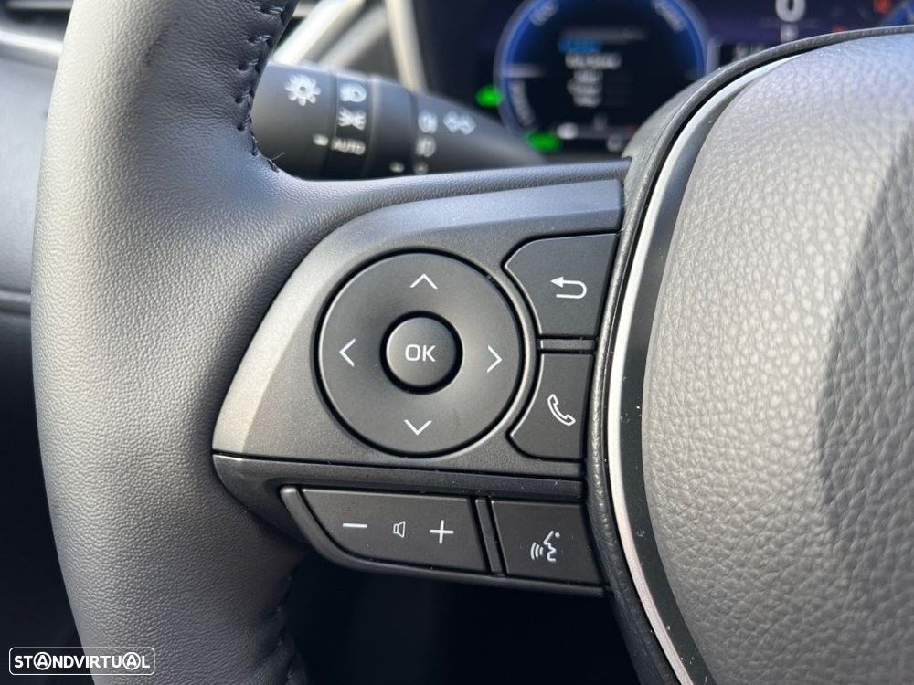 Toyota Corolla Cross 1.8 Hybrid Luxury - 15