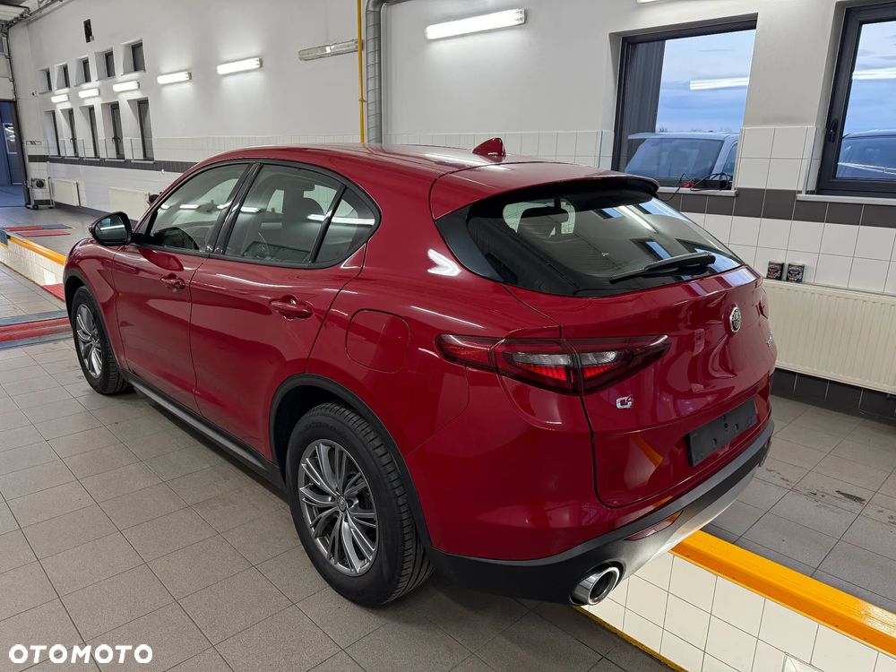 Alfa Romeo Stelvio 2.2 16V AT8 Q4 Business - 2